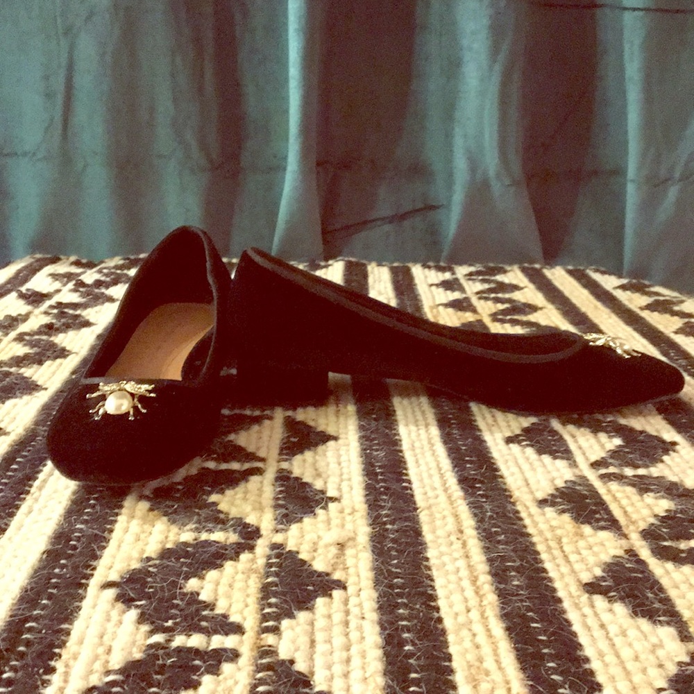 Zara Black Velvet Flats with Gold Bee - Size 10